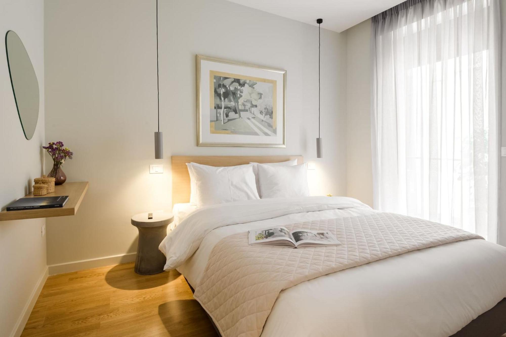 Urban Apt With Stunning Acropolis View & Roofdeck Афіни Екстер'єр фото